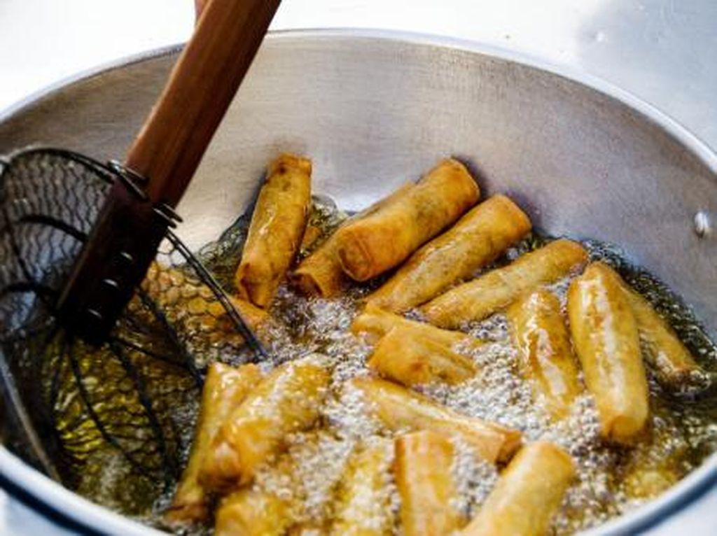 5 Makanan yang Harus Dihindari Pengidap Kolesterol Tinggi saat Puasa 5 Makanan yang Harus Dihindari Pengidap Kolesterol Tinggi saat Puasa