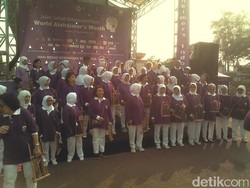 Peringati Bulan Alzheimer Sedunia, Ratusan Orang Ikuti Jalan Sehat