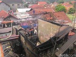 Rumah Terbakar, Pasutri di Bogor Ditemukan Tewas Berpelukan di Dapur
