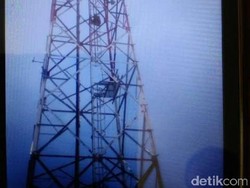 Pacar Sering Digoda Penjual Ayam Goreng, Remaja ini Nekat Naik Tower