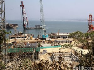 Pabrik Semen Baru di Rembang Serap Ribuan Tenaga Kerja Lokal