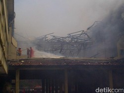 Aula Dekat Ruang Kapolda Jateng Terbakar Saat Sejumlah Polisi Rapat