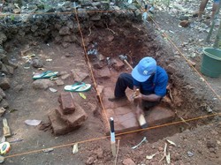 Ada Arca Wanita yang Hilang di Situs di Semarang Peninggalan Era Mataram Kuno