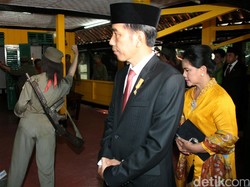 Pertama Sejak 70 Tahun, Jokowi Pimpin Upacara Hari Pahlawan di Surabaya