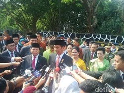 Jokowi: Sampai Saat Ini Tidak Ada Pemikiran untuk Minta Maaf ke PKI