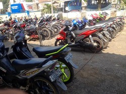 Contoh Purwakarta! Pelajar yang Bawa Motor Tak Punya SIM Dirazia