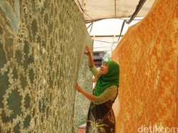 Hari Batik Nasional, Sudah Tahu Arti Kata Batik?