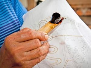 Warna Batik Palembang dan Filosofinya Warna Batik Palembang dan Filosofinya