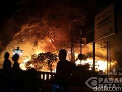 Sudah Padam, Api Hanguskan 7 Kios dan 10 Rumah di Jl Tamansari Bandung