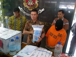 Ini Dia Kemasan Baru Zam-zam Palsu yang Diproduksi di Semarang