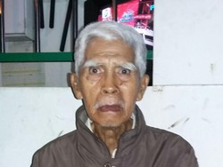 Kakek ini Ditemukan Kebingungan di Kayu Putih Jaktim, Ada yang Kenal?