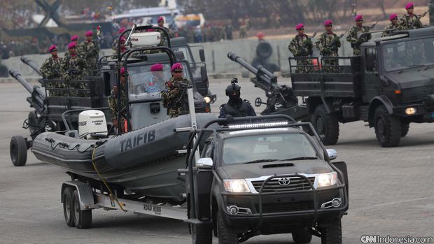 Milad ke-72, TNI Gelar Parade Alat Tempur Besar-besaran