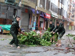 Topan Mujigae Hantam Pesisir Selatan China, 4 Orang Tewas