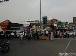 Ada Penggusuran di Gang Laler Kemayoran, Sebagian Jalan Ditutup