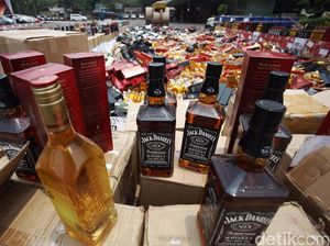 Diduga Dicekoki Miras, Siswi Kelas 2 SMP di Bekasi Ditemukan Pingsan