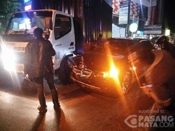 Tabrakan dengan Truk di Radio Dalam Raya, Bemper BMW Penyok