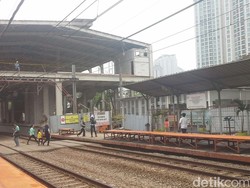 Kondisi Stasiun di Jakarta yang Tak Ramah Pada Penyandang Disabilitas
