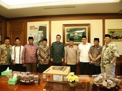 Ketum PBNU Jelaskan ke Mendagri Alasan 22 Oktober Jadi Hari Santri Nasional