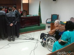 Terdakwa Korupsi Stroke, Hakim PN Tipikor Berunding Soal Kelanjutan Sidang