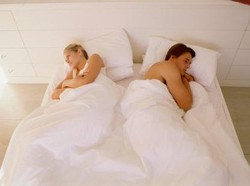 Pergi Liburan Hingga Vibrator, Solusi Mengatasi Sexless Marriages