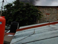 Permukiman di Belakang Pasar Rumput Terbakar