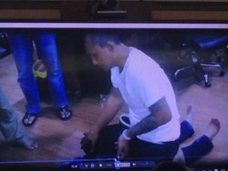 Polisi Putar Video Pengakuan Agus Cabuli dan Bunuh Bocah Dalam Kardus