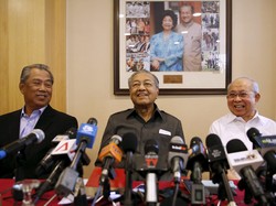 Mahathir Mohamad dan Tokoh UMNO Minta Pembebasan Pengkritik PM Najib