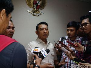 Hanura Pecah, Moeldoko: Ikuti AD/ART Seperti Kata Wiranto Hanura Pecah, Moeldoko: Ikuti AD/ART Seperti Kata Wiranto