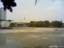 Jakarta Mulai Kekeringan, Tukang Sumur Bor Kebanjiran Rezeki