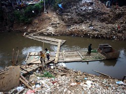 Ahok: Kampung Pulo Pasti Masih Banjir, Semoga Nggak Lama