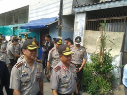 Gelar Bakti Sosial di Tambora, Irjen Tito Bicara Soal Seringnya Kebakaran