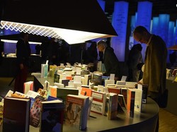 Menjelajahi Pulau Imaji di Paviliun Tamu Kehormatan FBF untuk Indonesia