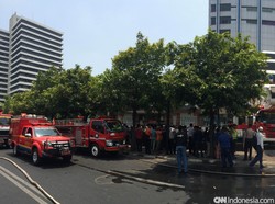 Pertokoan dan Resto di Sarinah Thamrin Tutup Sementara dan Dijaga Polisi