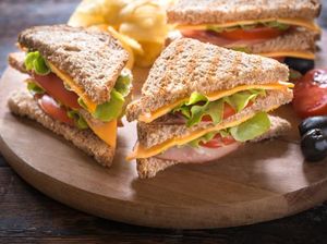 5 Isian Roti Tawar Gaya Kafe yang Enak Buat Bekal atau Sarapan