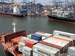 Raksasa Pelayaran Maersk Mau PHK Lagi, Kini 3.500 Karyawan!