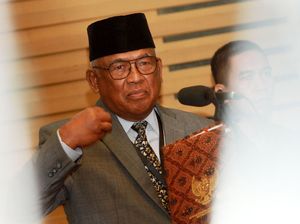 Arsul Tunjukkan Bukti Dukungan RUU KPK, Ruki Membantah Arsul Tunjukkan Bukti Dukungan RUU KPK, Ruki Membantah