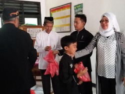 Rutin Setiap Bulan, Siswa Miskin di Purwakarta Dapat Daging 2 Kg