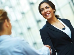 Saat Interview Kerja, Hindari Pakai Underwear Warna Hitam