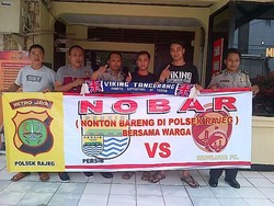 Cara Bobotoh Tangerang Dukung Piala Presiden, Nobar di Kantor Polisi