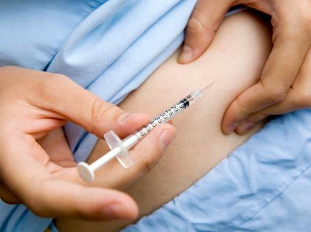 Kemenkes Percepat Sertifikasi Halal Vaksin MR, Imunisasi Tetap Jalan