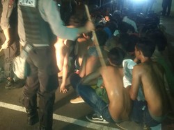 ABG yang Ditangkap Disuruh Jalan Jongkok hingga Bernyanyi Indonesia Raya