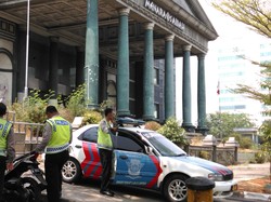 Antisipasi Ricuh, Polisi Berjaga di Sepanjang Jl MT Haryono Cawang