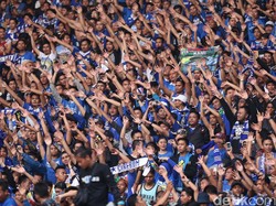 Hindari Pasteur, Jalanan Sudah Dikuasai Bobotoh yang Ingin Sambut Persib