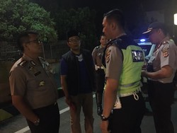 Bersama Bobotoh, Ridwan Kamil Tunggu Kedatangan Tim Persib di Pasteur