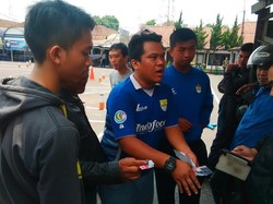 Kecewa Batal Berangkat ke GBK, Bobotoh Persib Ancam Polisikan Ketum Viking