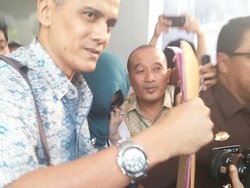 Sama seperti Abraham Samad, Feriyani Lim Dikenakan Wajib Lapor