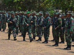 135 Personel TNI Dikerahkan Bantu Pemadaman Kebakaran Lahan di Papua
