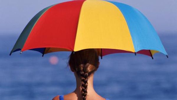 Berkegiatan di Tengah Cuaca Terik? Hati-hati, Masalah Kesehatan Ini Mengintai