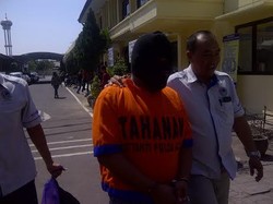 Reserse Gandeng Gegana Brimob Ciduk Bandar Narkoba di Sampang