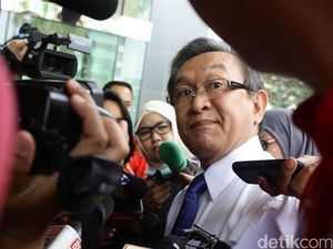 Kapten Maqdir Rahasiakan Strategi Bela Novanto Kapten Maqdir Rahasiakan Strategi Bela Novanto